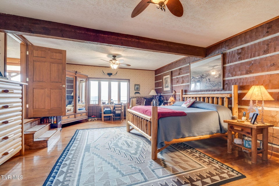 Photo #14: 341 Hawk Drive