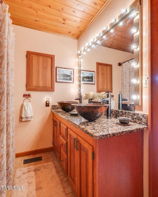 Photo #19: 341 Hawk Drive