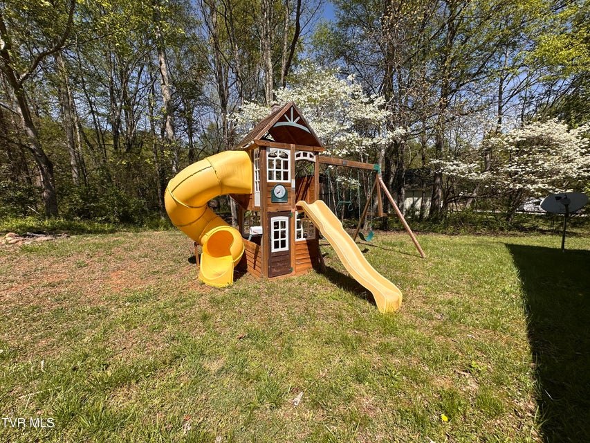 Photo #37: 160 Keller Road