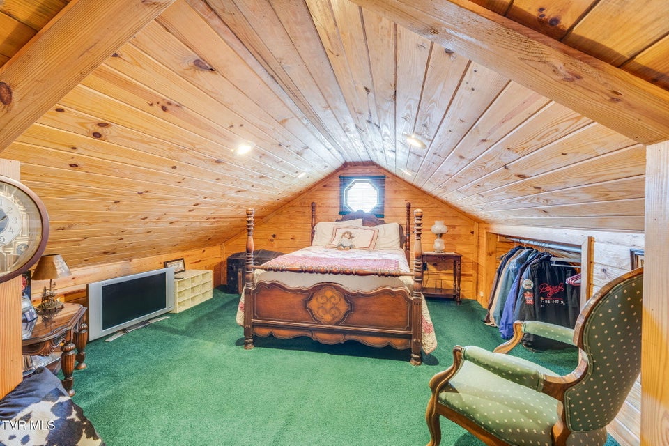 Photo #26: 341 Hawk Drive