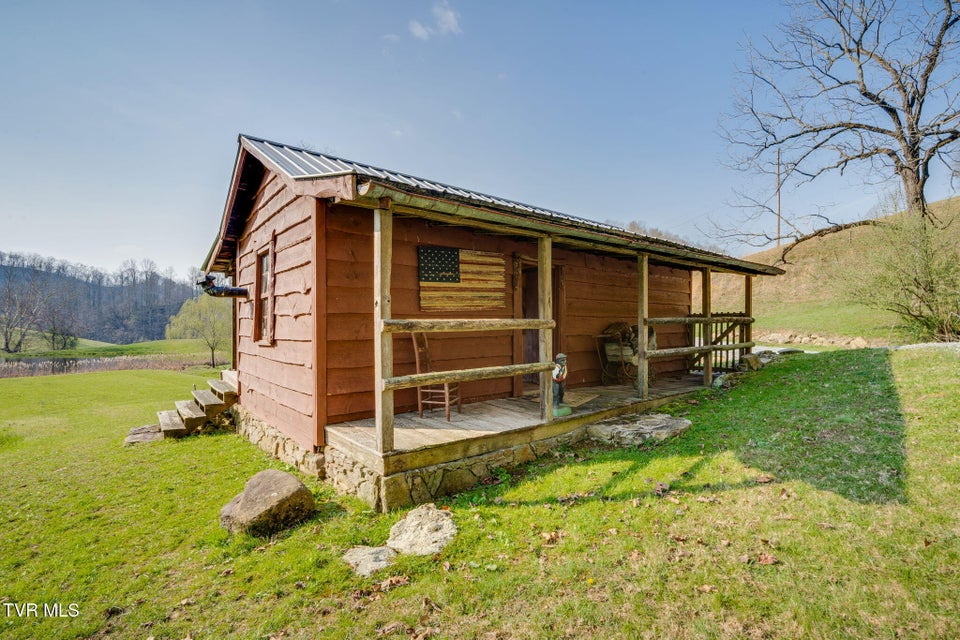 Photo #36: 341 Hawk Drive