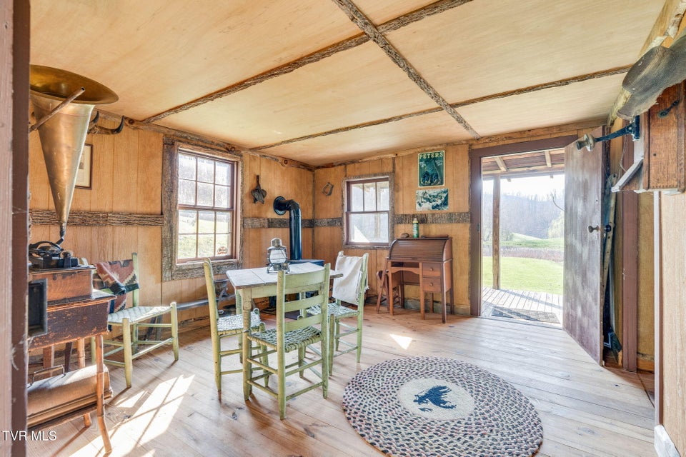 Photo #37: 341 Hawk Drive