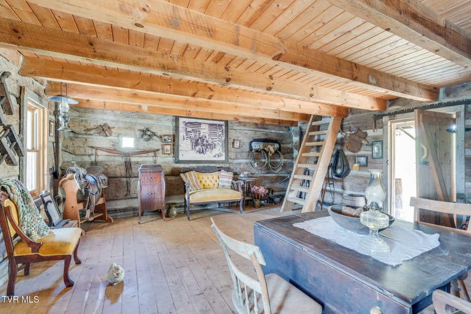 Photo #43: 341 Hawk Drive