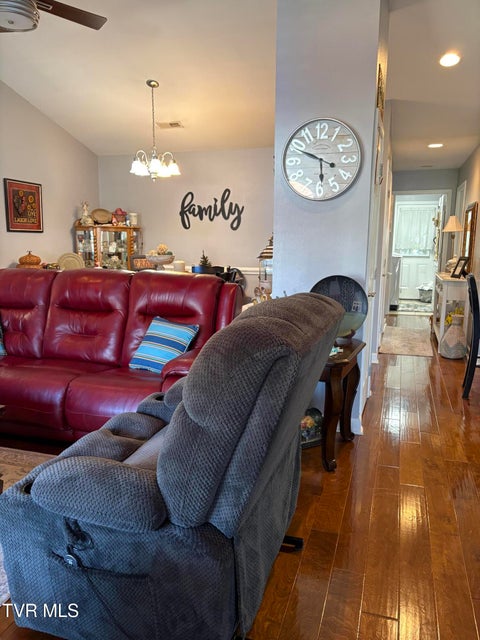 Photo #7: 26 Sagewood Court