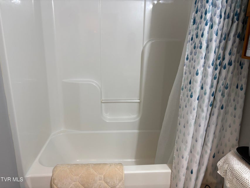 Photo #31: 26 Sagewood Court