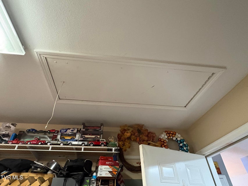 Photo #54: 26 Sagewood Court