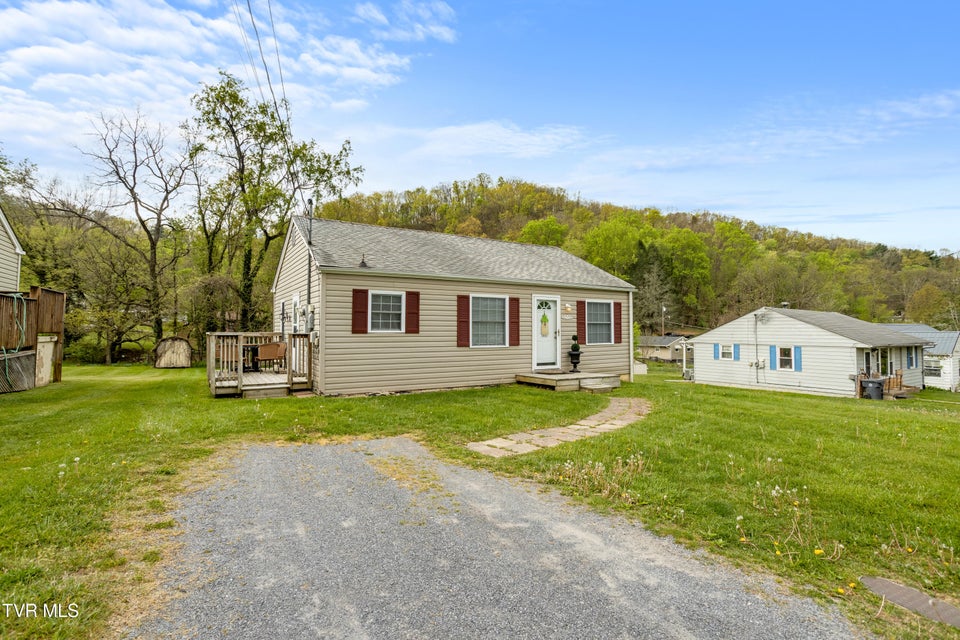 Photo #4: 2344 Anderson Street