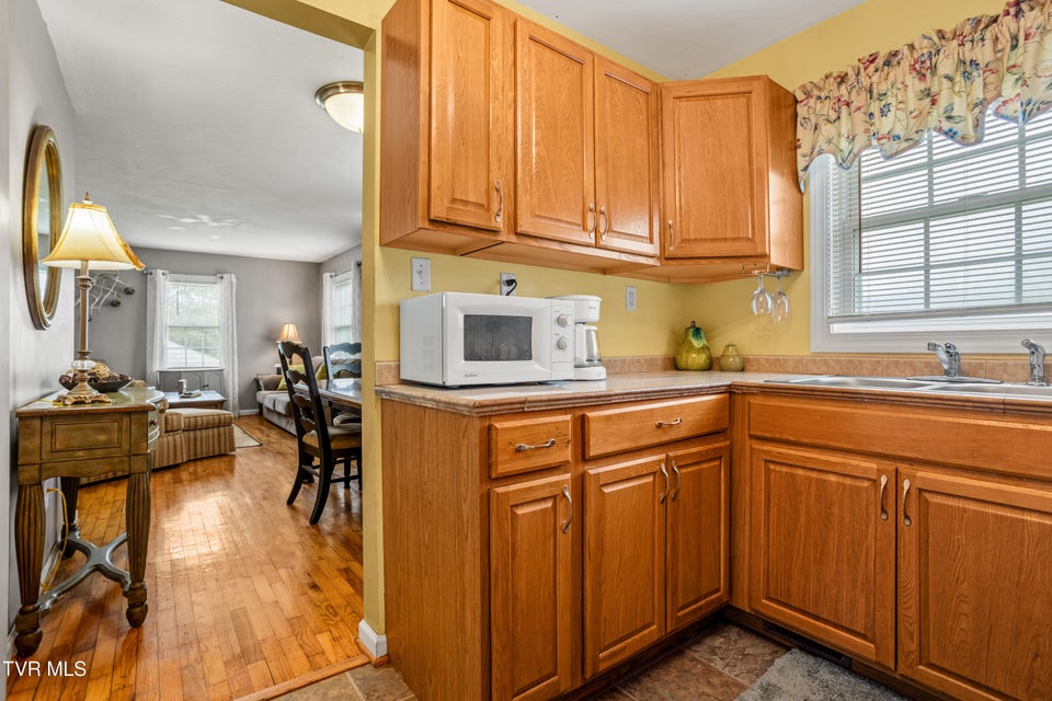 Photo #16: 2344 Anderson Street