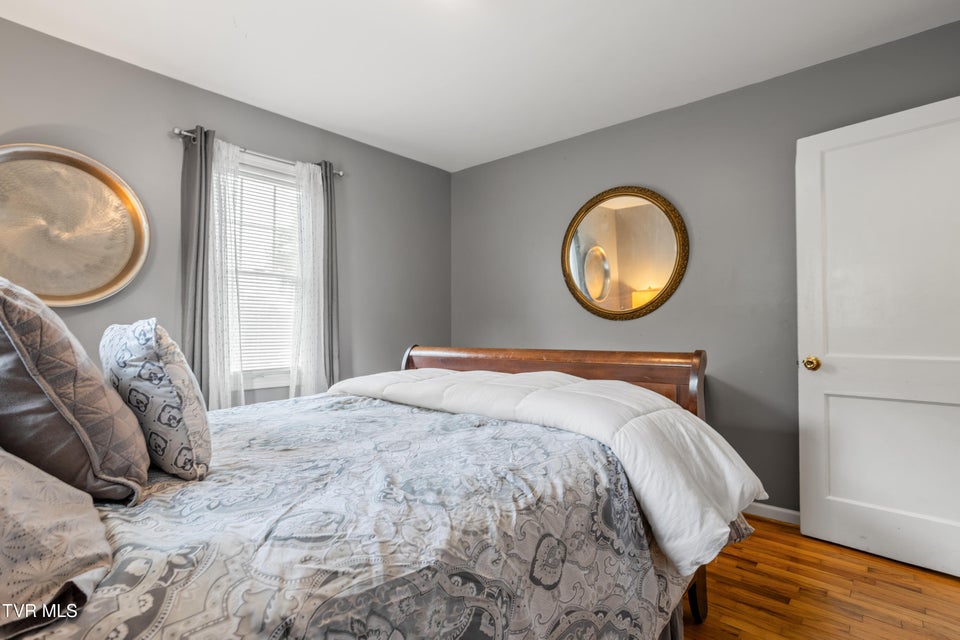 Photo #20: 2344 Anderson Street