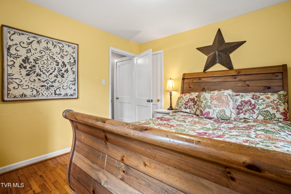 Photo #22: 2344 Anderson Street