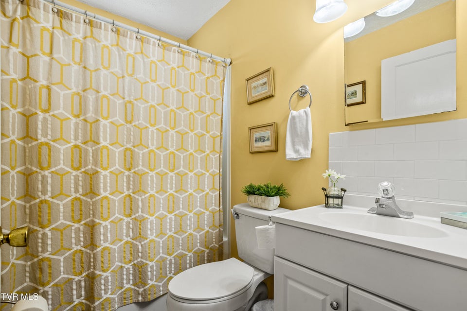 Photo #23: 2344 Anderson Street