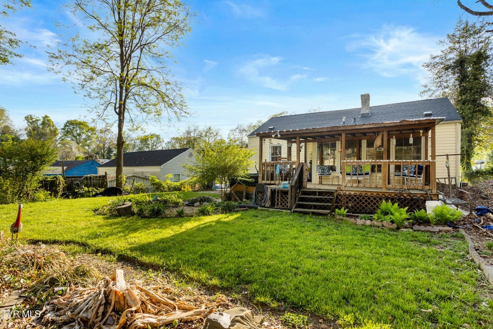 Photo #7: 1321 Holly Court