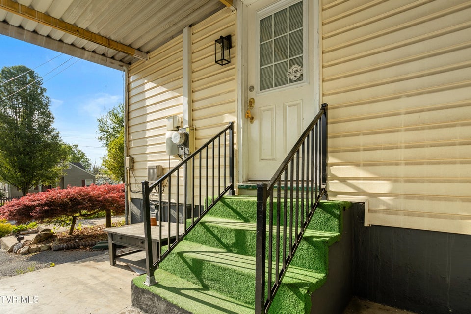 Photo #14: 1321 Holly Court