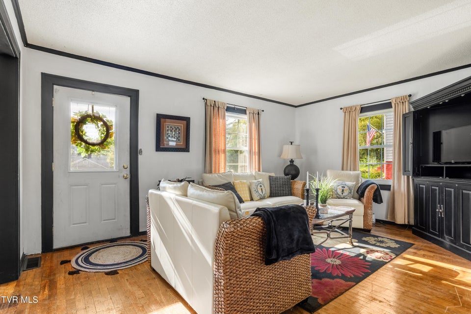 Photo #26: 1321 Holly Court