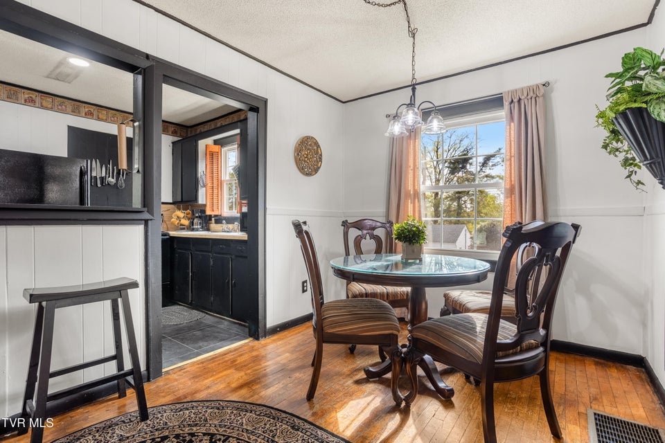 Photo #31: 1321 Holly Court