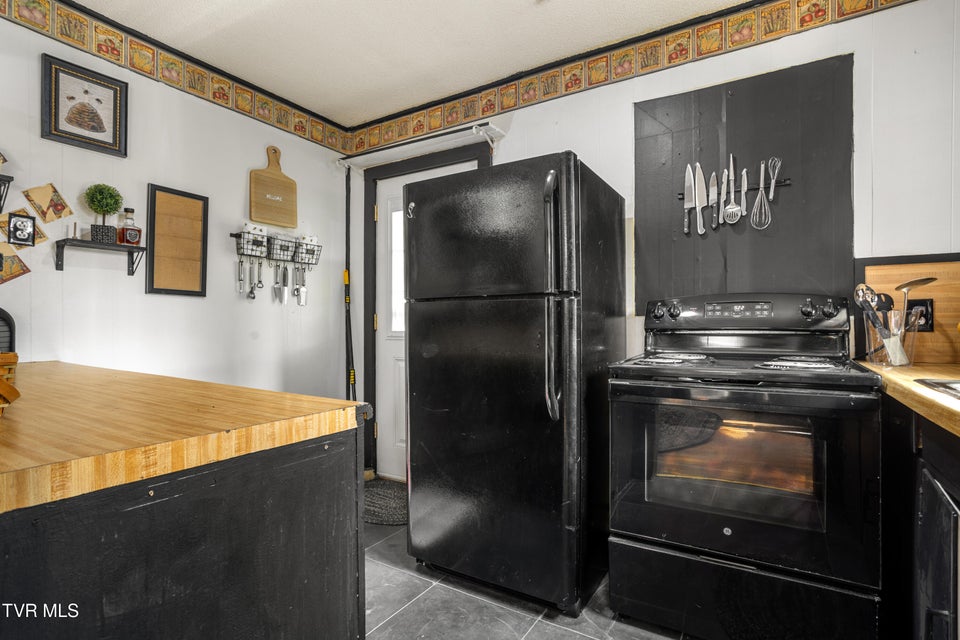 Photo #34: 1321 Holly Court