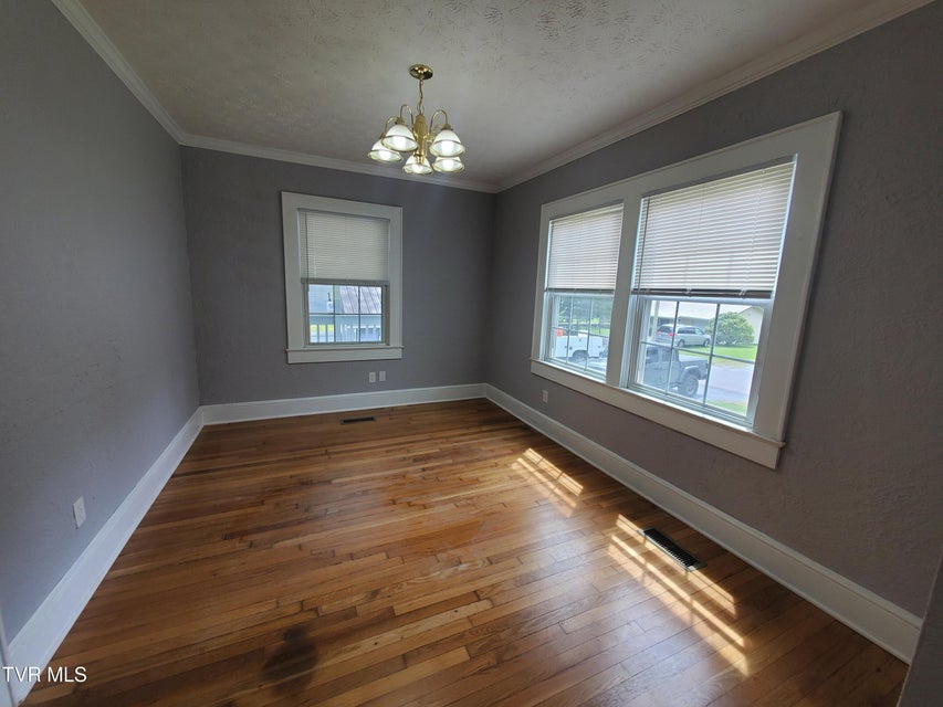 Photo #6: 1234 Bristol Highway