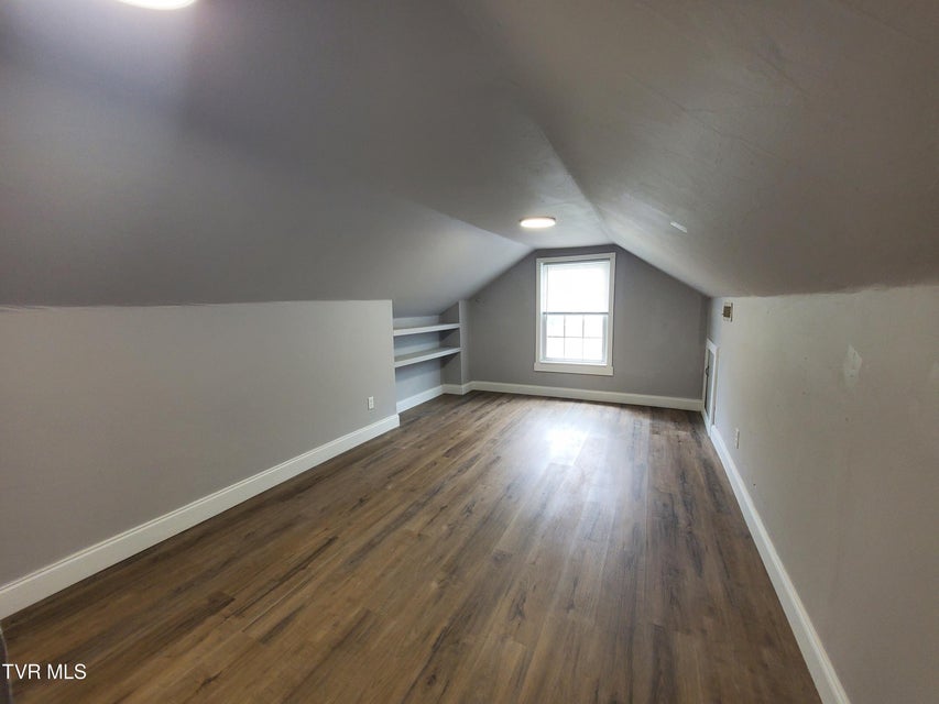 Photo #26: 1234 Bristol Highway