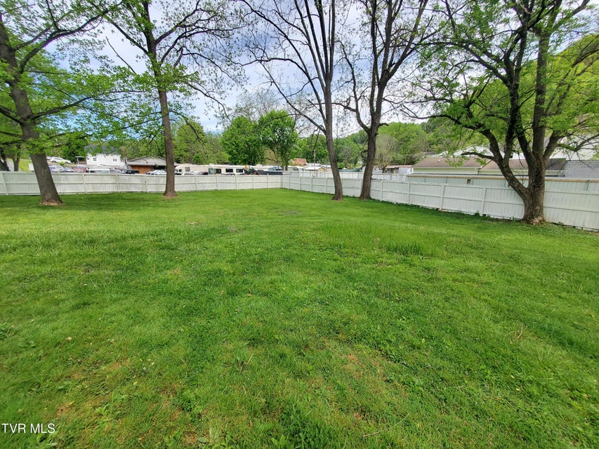 Photo #35: 1234 Bristol Highway