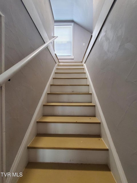 Photo #20: 1234 Bristol Highway