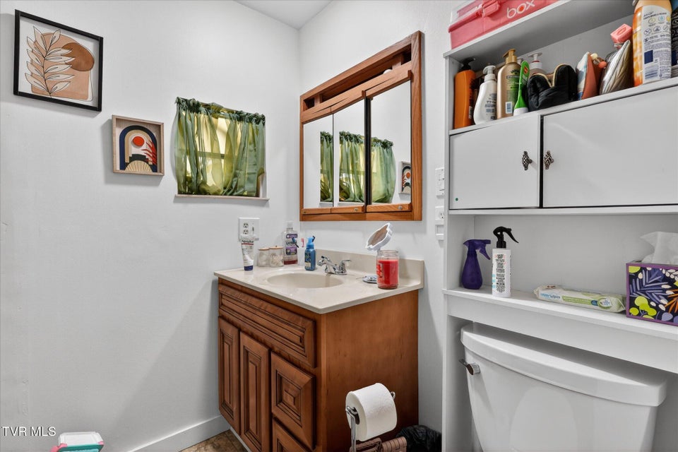 Photo #14: 126 Buffalo Creek Road