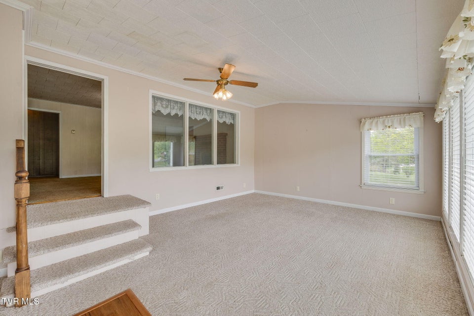 Photo #5: 322 Valley Drive