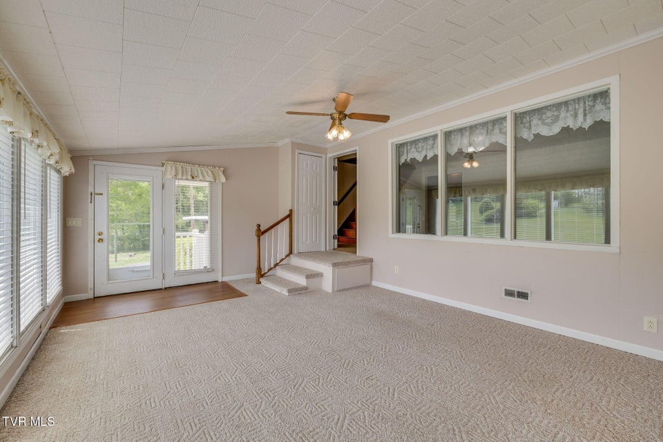 Photo #6: 322 Valley Drive