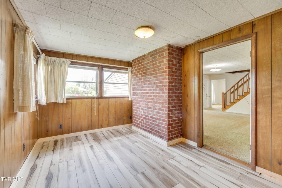 Photo #12: 322 Valley Drive