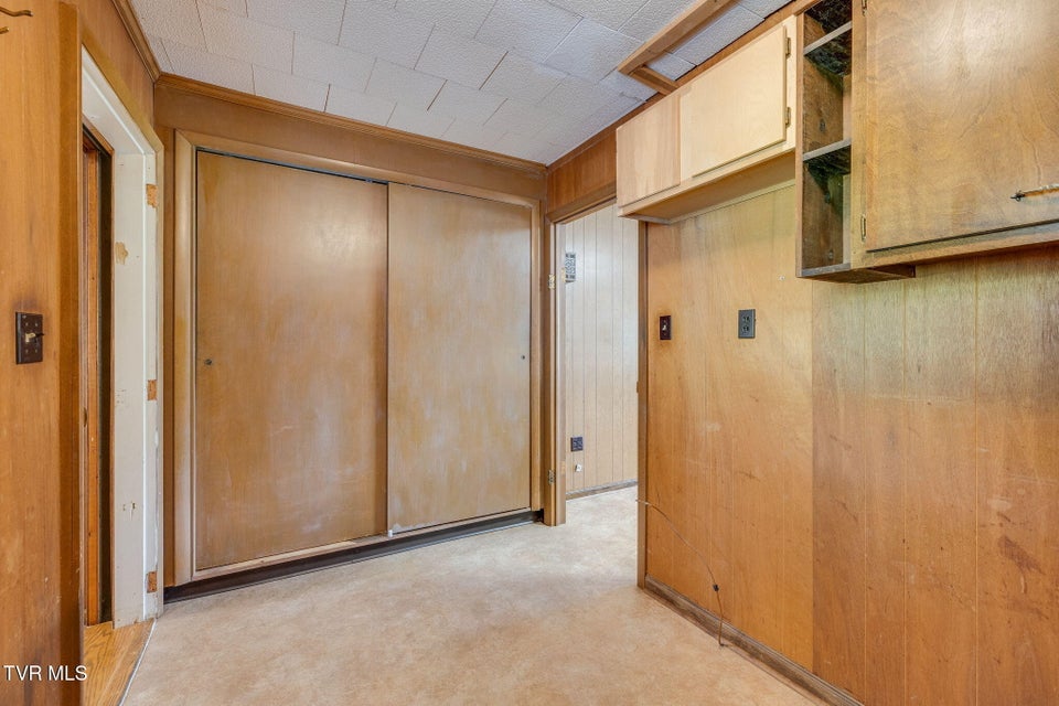 Photo #24: 322 Valley Drive