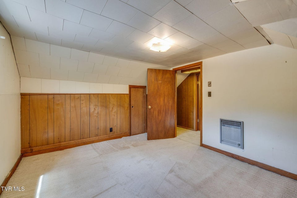 Photo #41: 322 Valley Drive