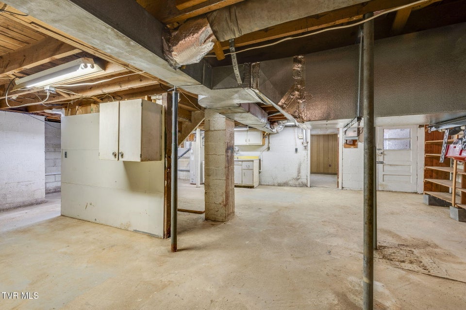 Photo #46: 322 Valley Drive