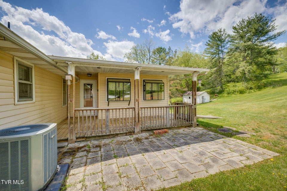 Photo #53: 322 Valley Drive