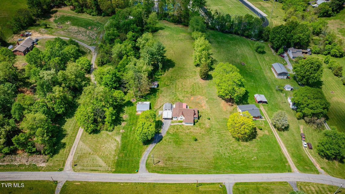 Photo #66: 322 Valley Drive