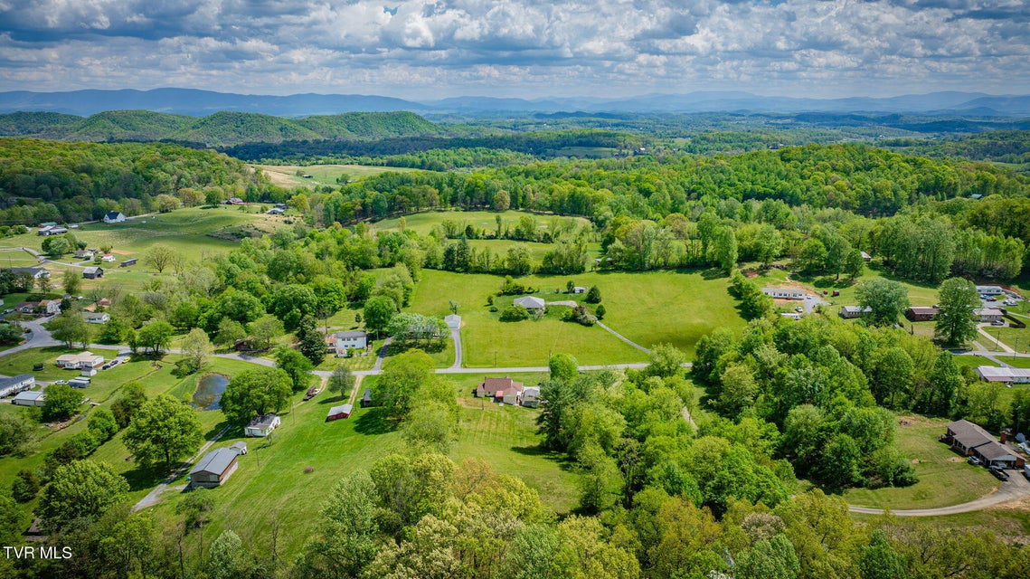 Photo #68: 322 Valley Drive