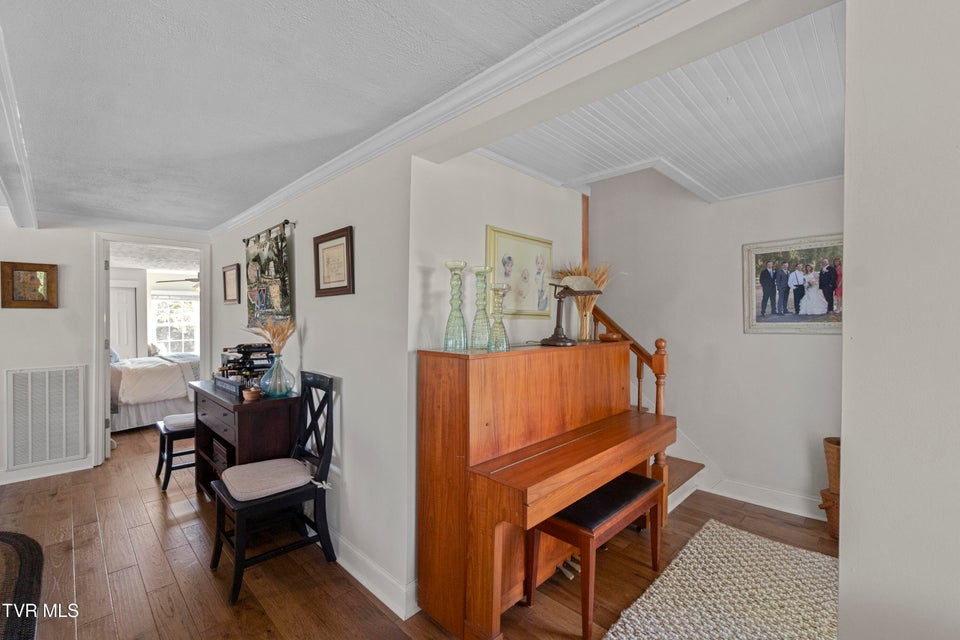 Photo #10: 1375 Union Road