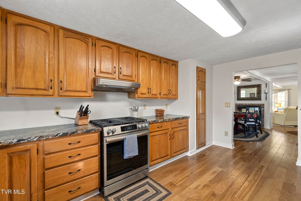 Photo #15: 1375 Union Road