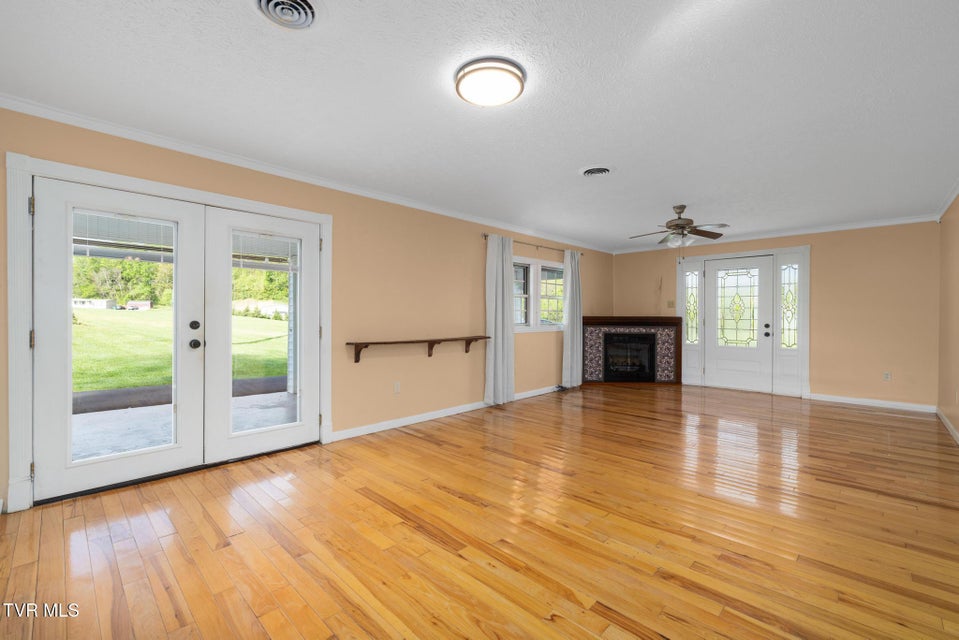 Photo #6: 416 Deck Valley Lane