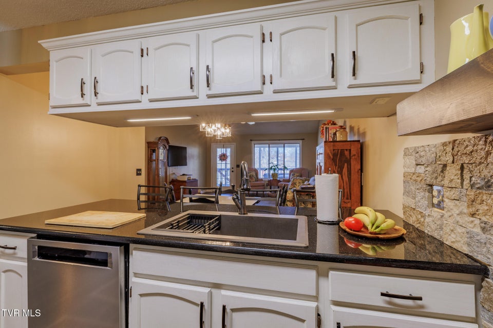 Photo #5: 118 Timberbrook Drive