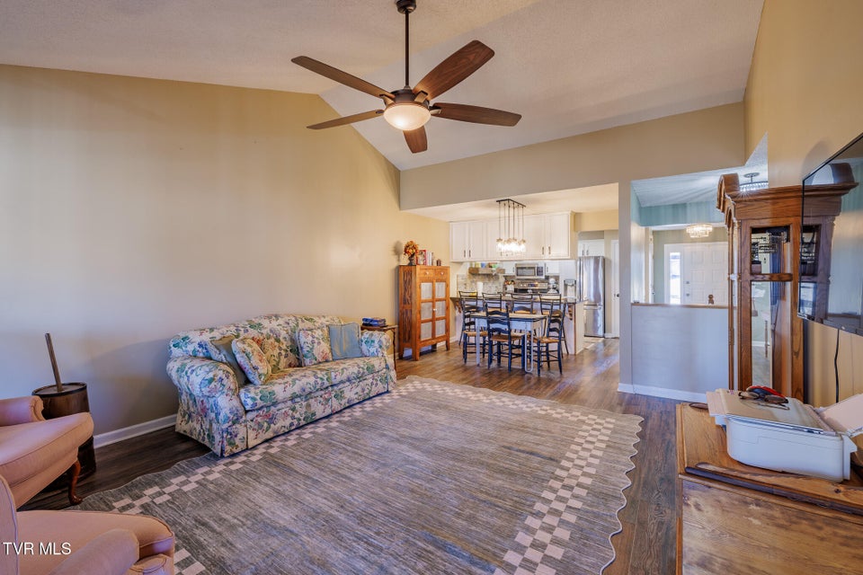 Photo #10: 118 Timberbrook Drive