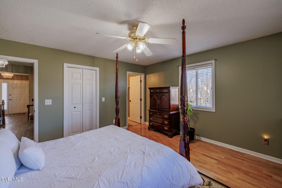 Photo #16: 118 Timberbrook Drive