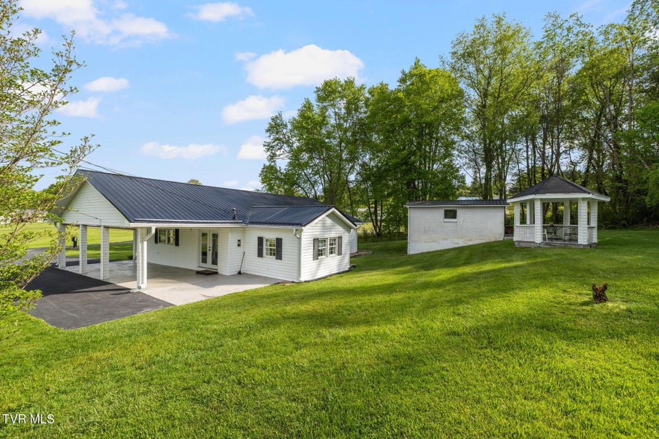 Photo #34: 416 Deck Valley Lane