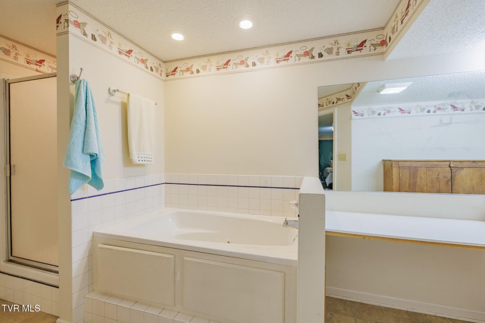 Photo #27: 118 Timberbrook Drive