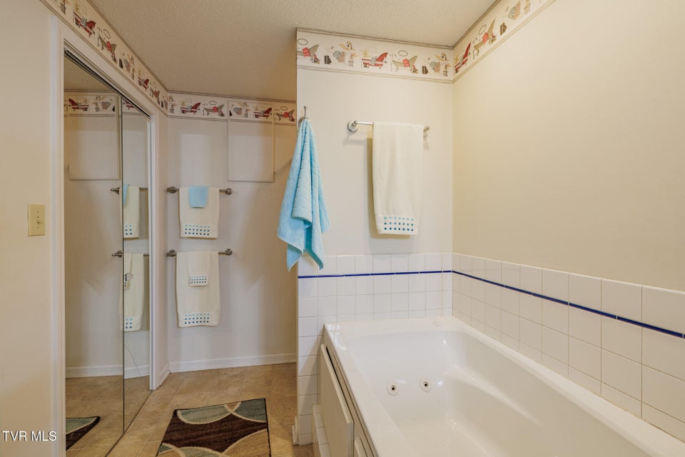 Photo #28: 118 Timberbrook Drive