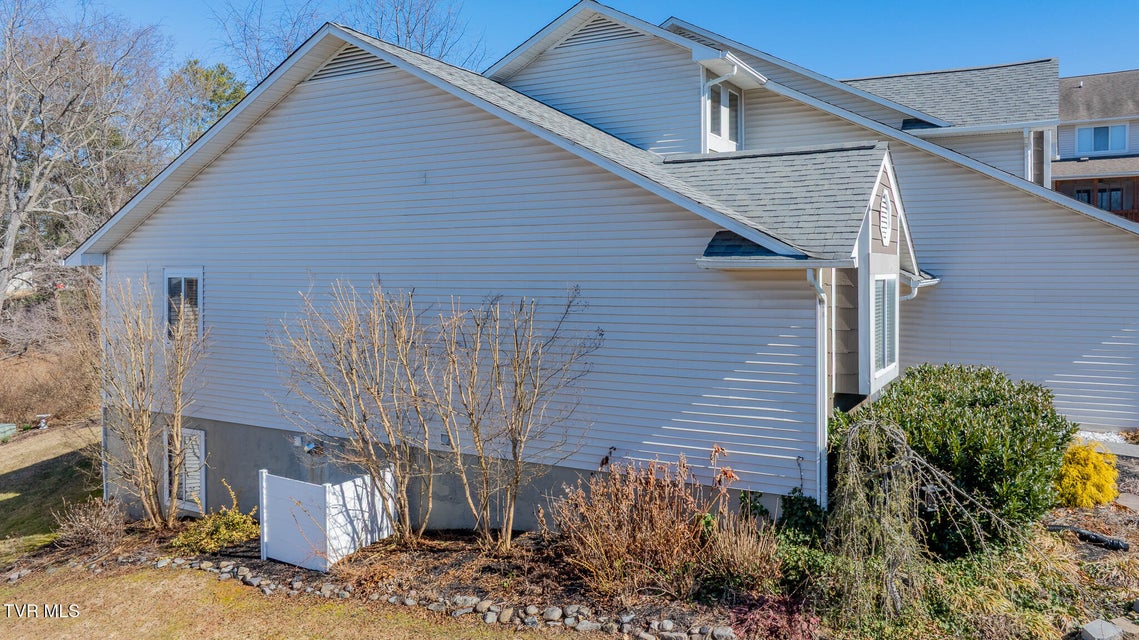 Photo #35: 118 Timberbrook Drive