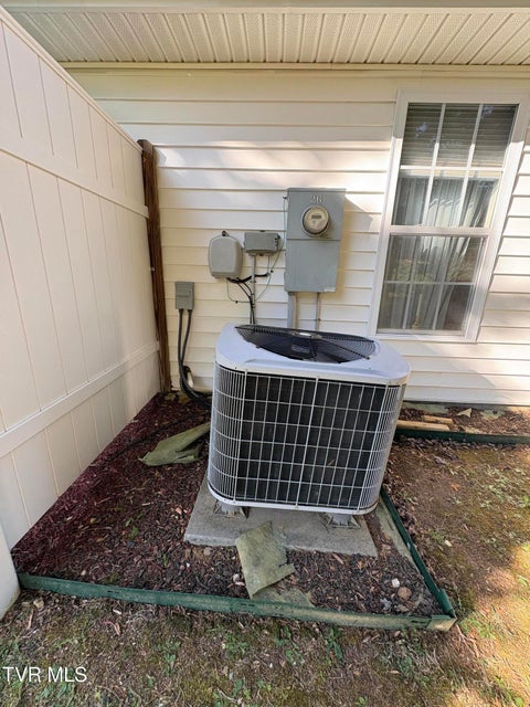 Photo #60: 26 Sagewood Court