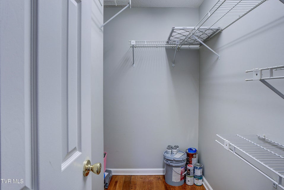 Photo #29: 400 Sunset Drive