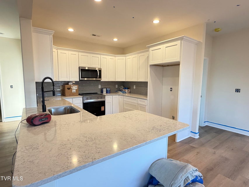 Photo #4: 3055 Sawgrass Drive