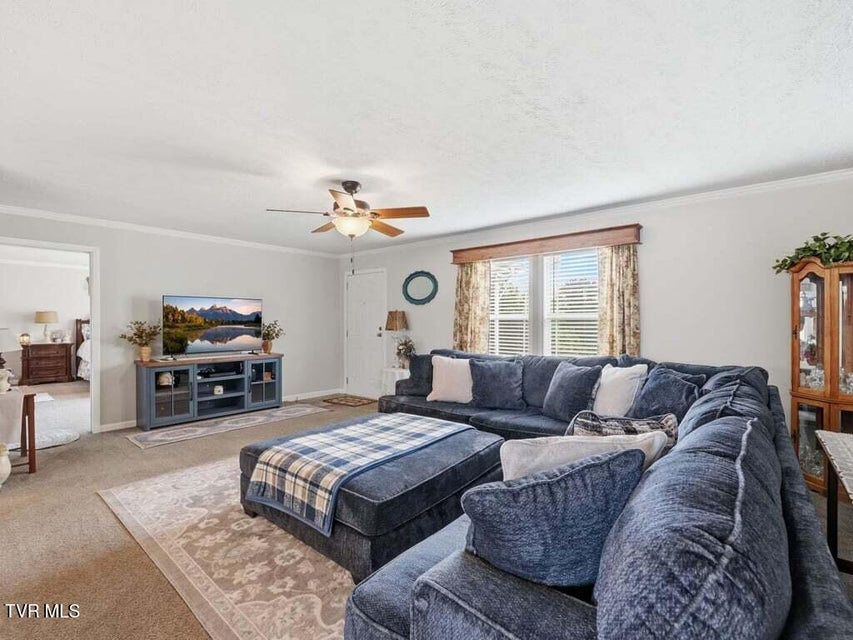 Photo #7: 350 107 Cutoff 