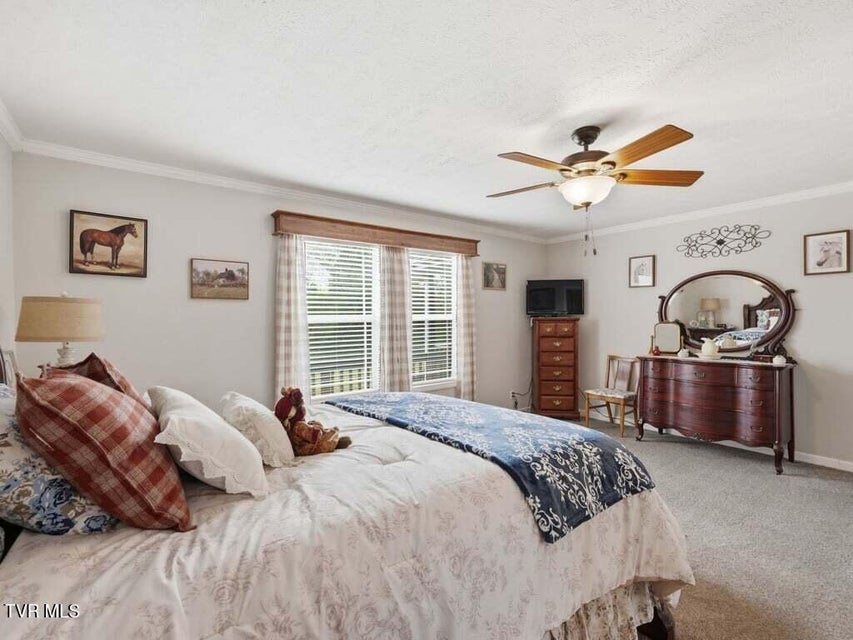 Photo #20: 350 107 Cutoff 