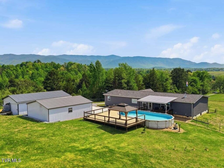 Photo #40: 350 107 Cutoff 